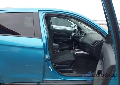 2014 Mitsubishi Outlander Sport Es z USA, uszkodzony, nr VIN 4A4AP3AU4EE031872